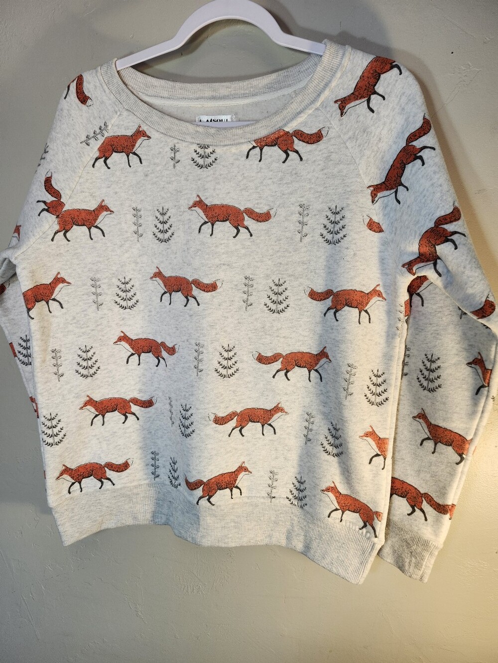 Cream Fox-Print Crewneck Sweatshirt- Casual Everyday